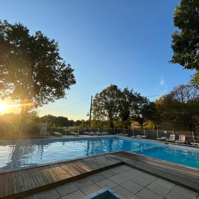 7-Gite-7 Personnes Au Coeur De La Nature /Piscine Saint-Aubin-de-Nabirat Экстерьер фото
